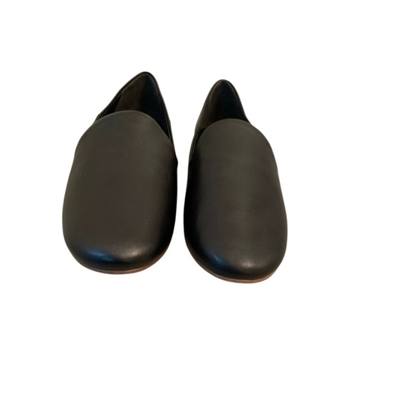 New Designer Vince Flats - Picture 3 of 10